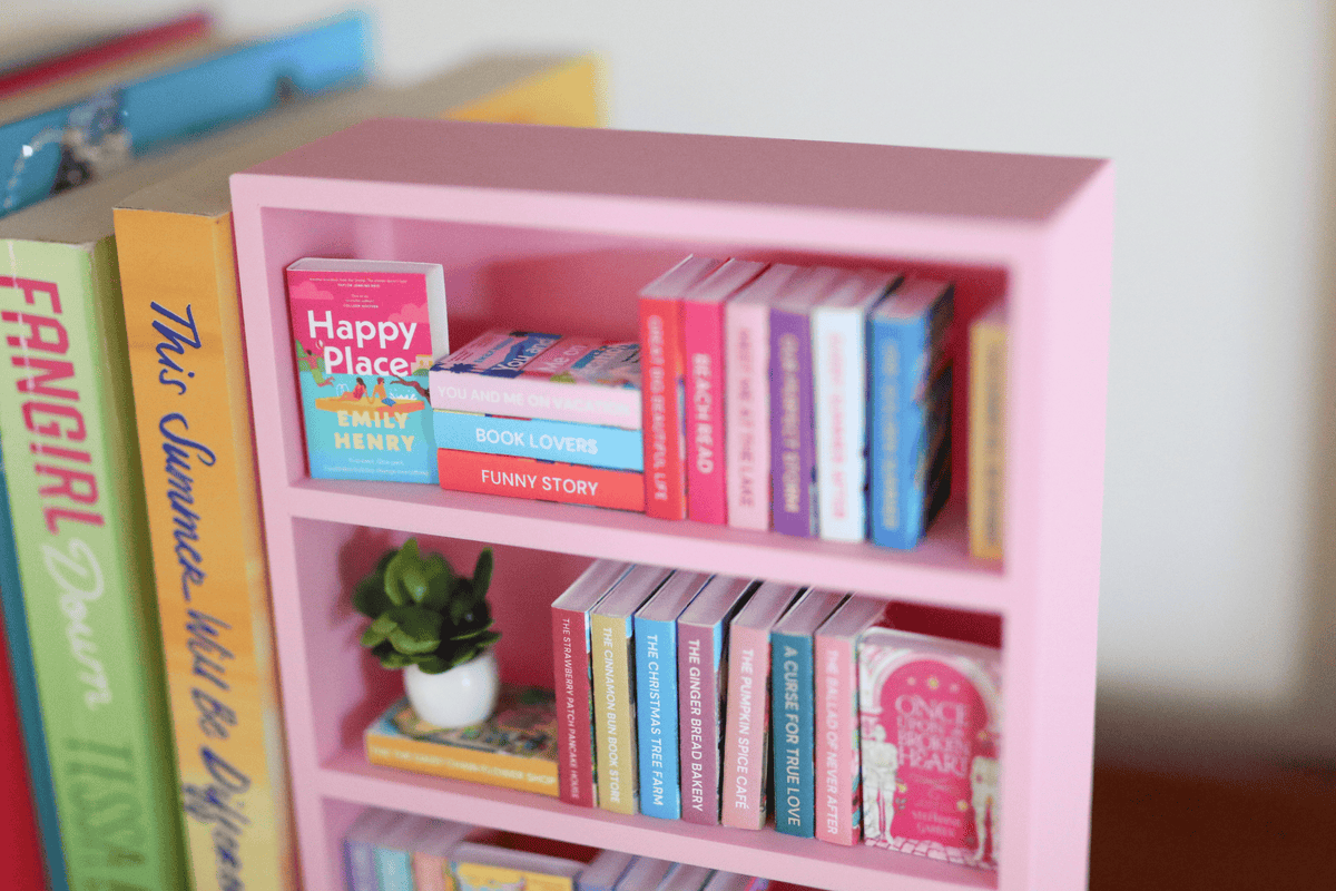 Mini Basic Bookshelf
