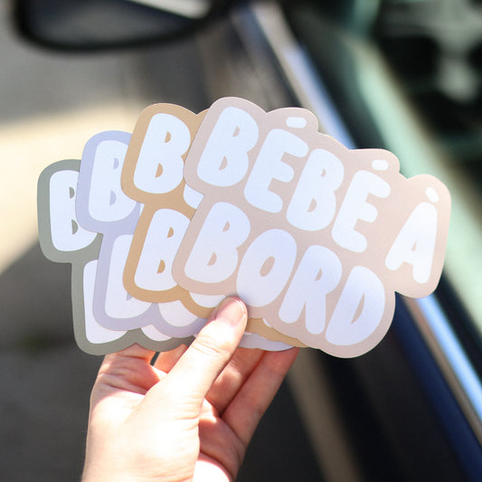 Bébé à Bord Car Magnet (French)