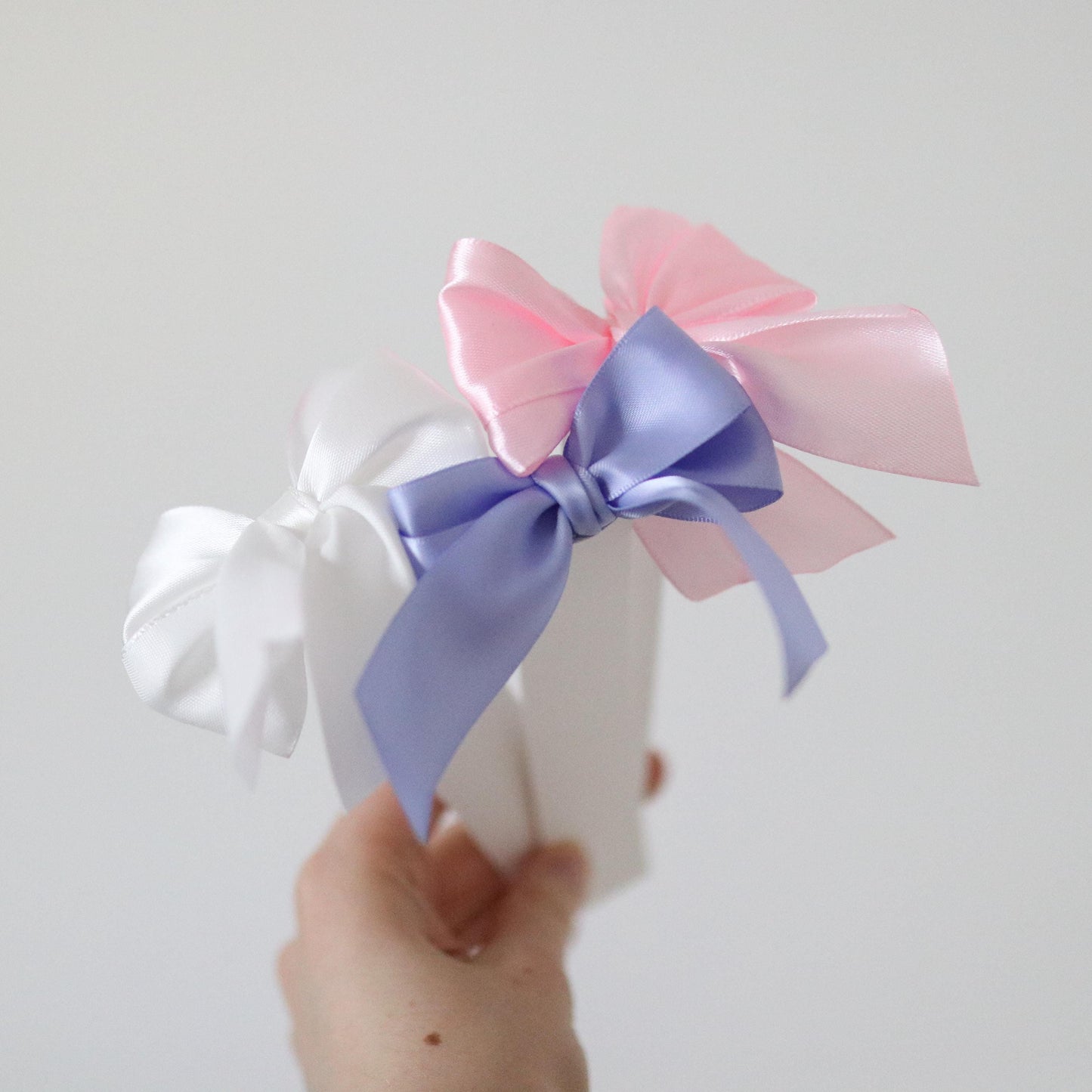 Cute Bow Bookmark | 42 colour options, girly, booktok, reader, bookworm, book lover, book mark, romance. thriller, fantasy fiction, paper