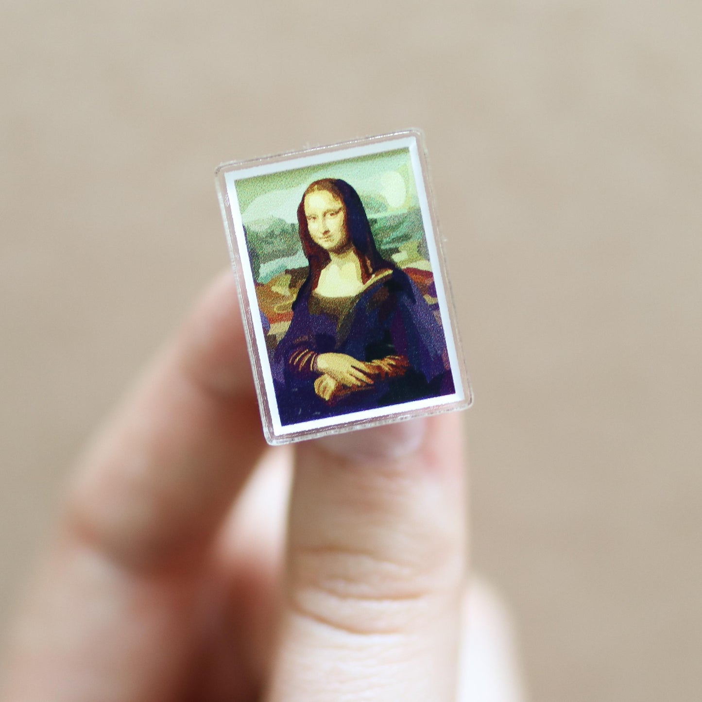 Mona Lisa Acrylic Pin