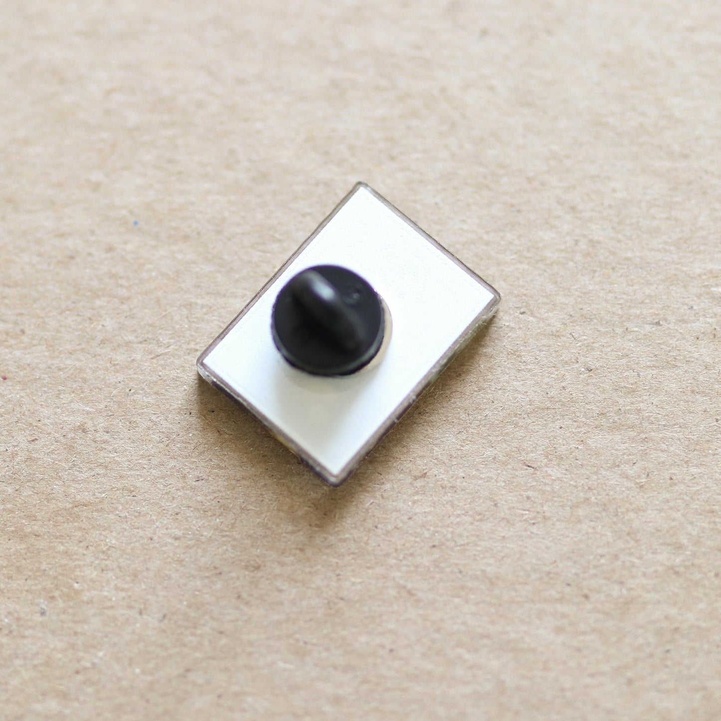 Mona Lisa Acrylic Pin