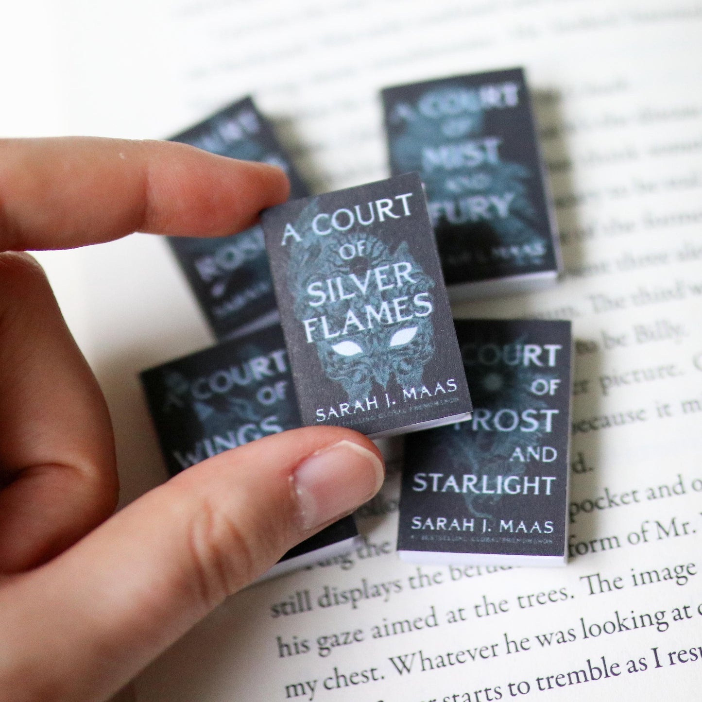 Handmade MINI Special Edition Sarah J Maas Books(set of 5 mini books)fantasy ACOTAR court of thorns and roses series Miniature tiny booktok.