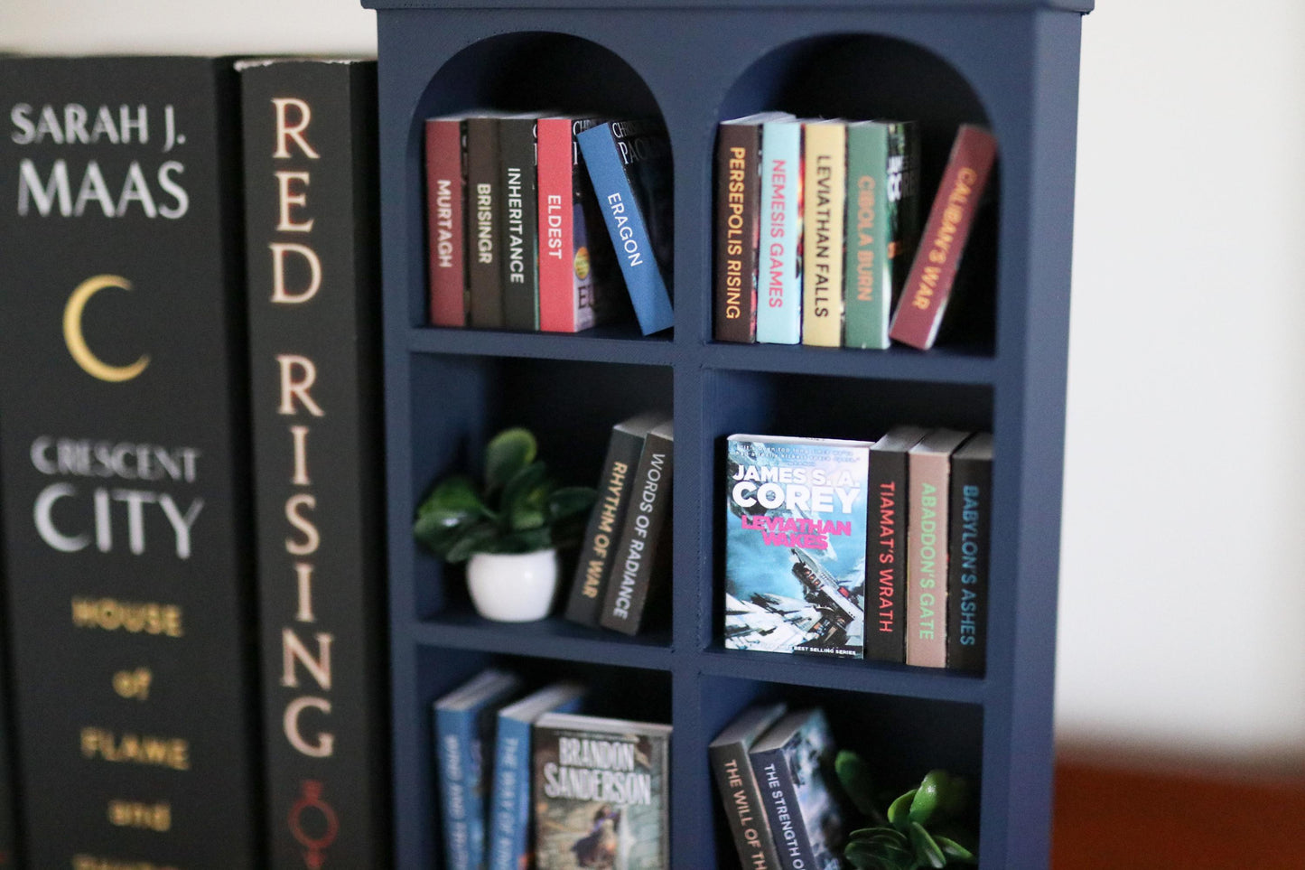 The Expanse Mini Bookshelf Bundle