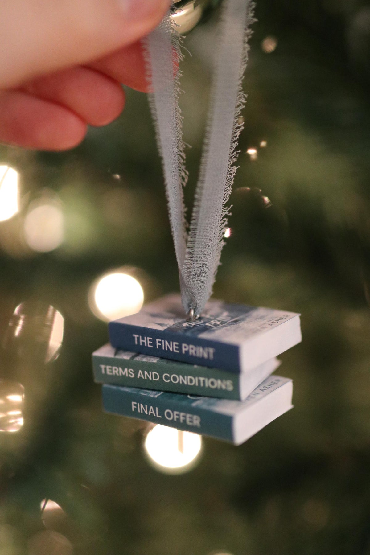 Dreamland Billionaires Mini Book Stack Ornament