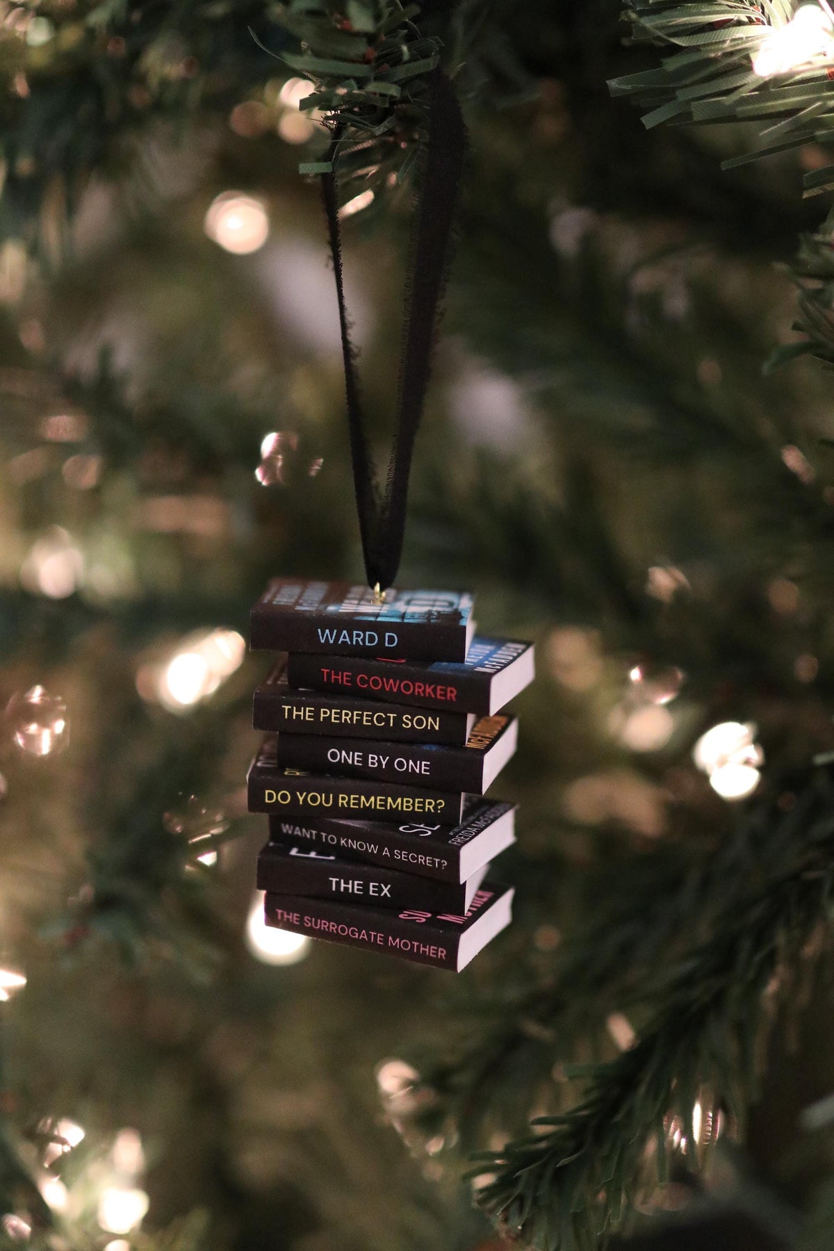 Freida McFadden Mini Book Stack Ornament