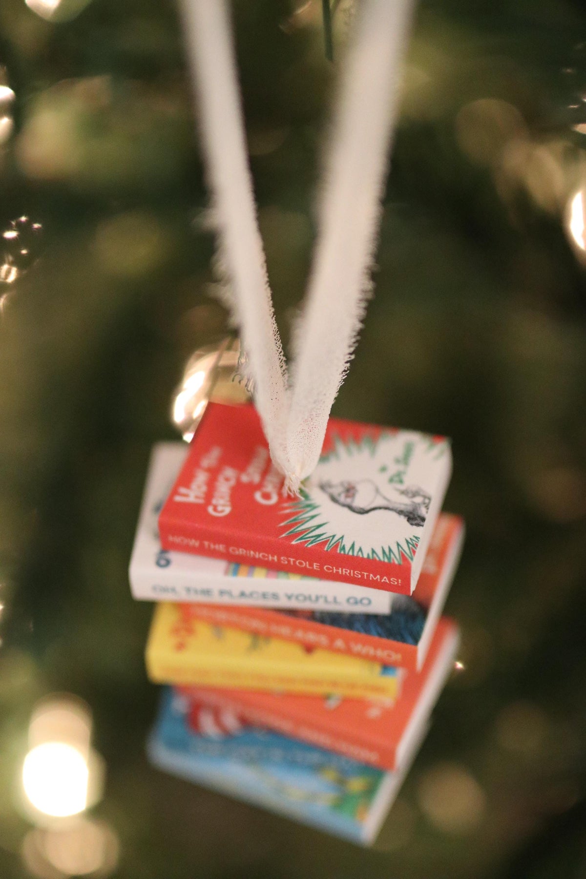 Dr Seuss Mini Book Stack Ornament