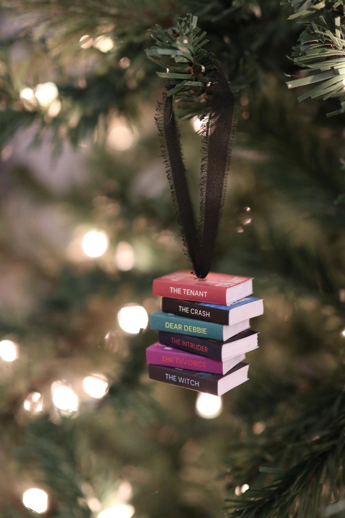 Freida McFadden Mini Book Stack Ornament