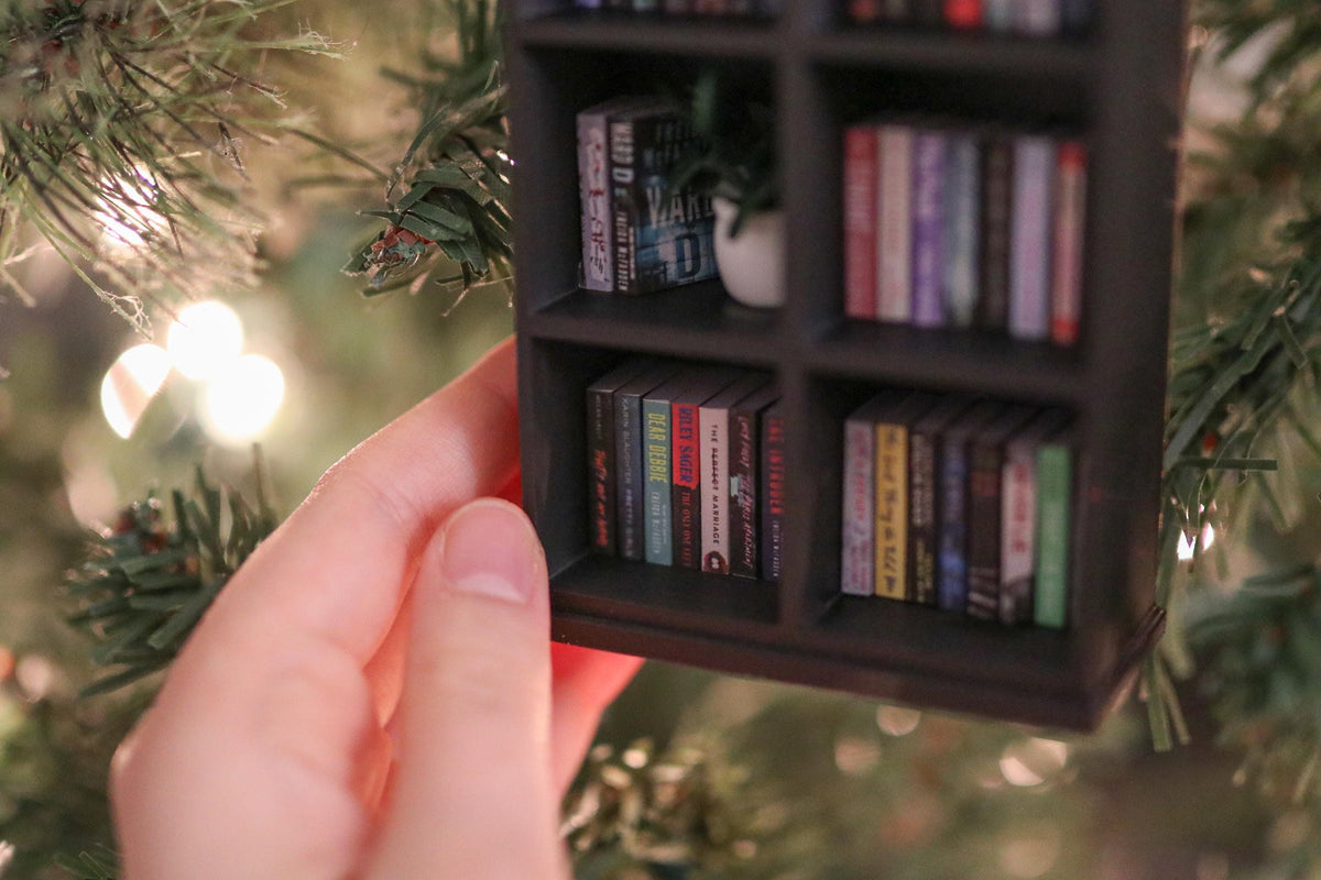 Handmade Thriller Mini Bookshelf Ornament