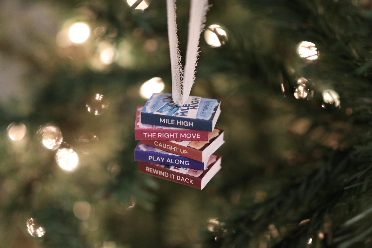 Windy City Mini Book Stack Ornament