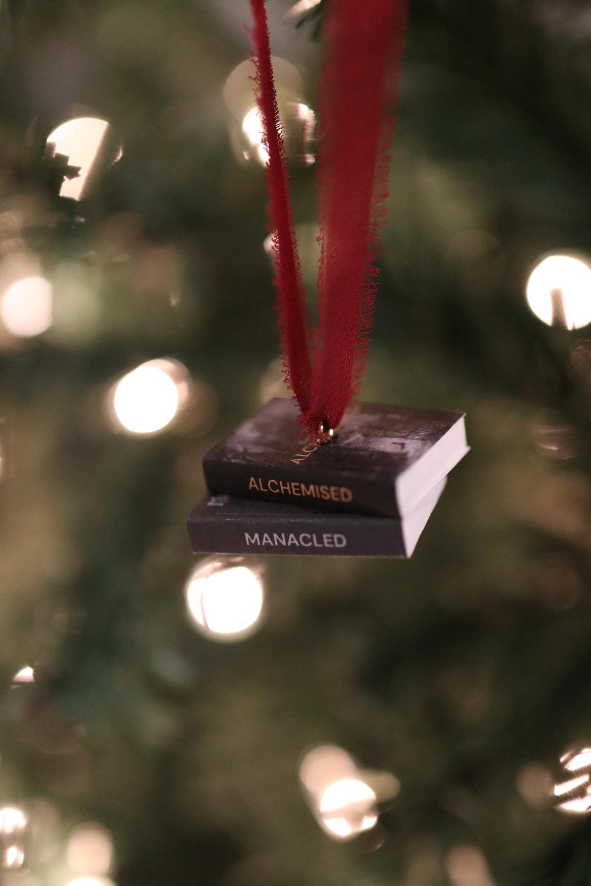 SenLinYu Mini Book Stack Ornament