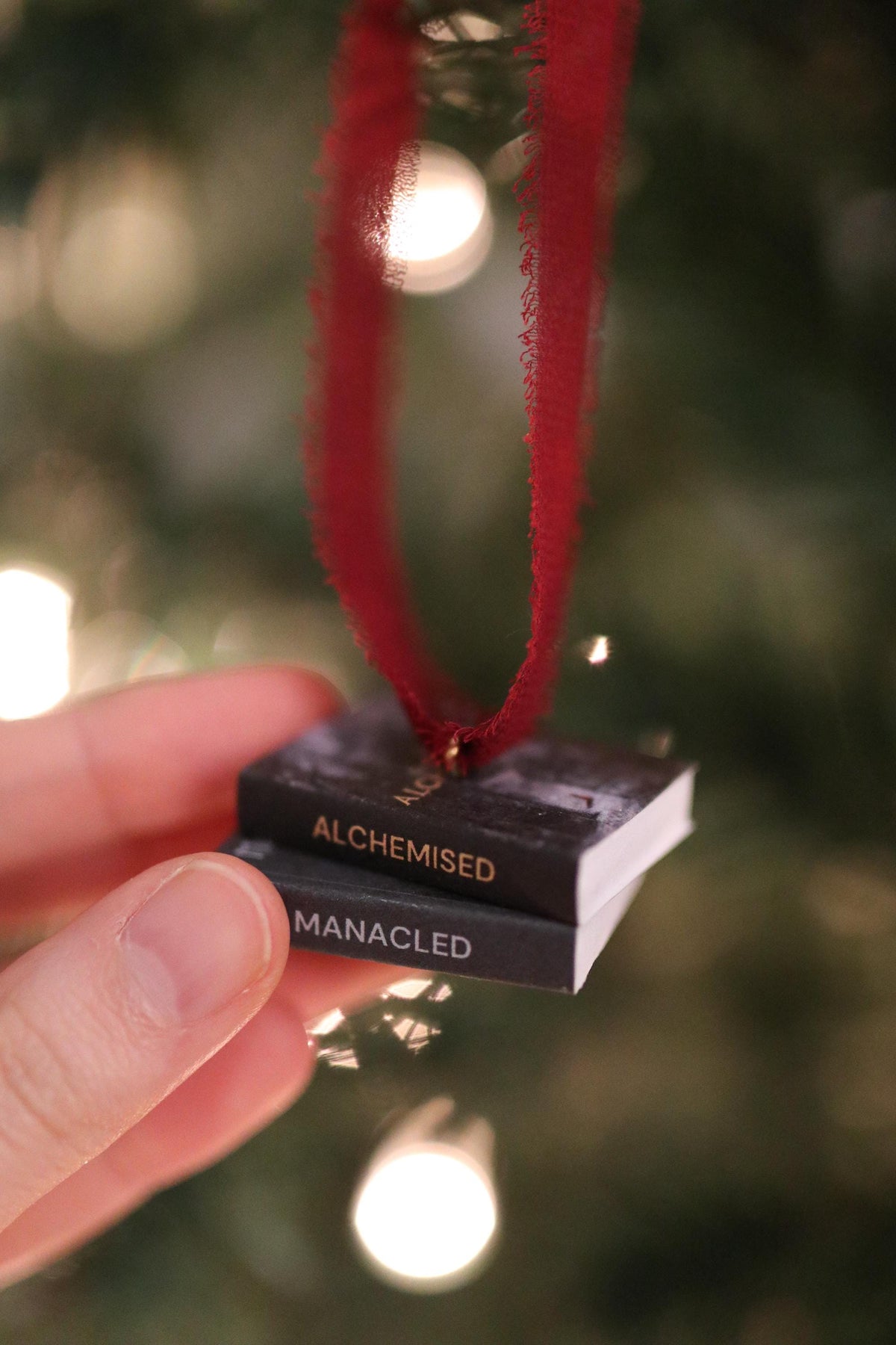 SenLinYu Mini Book Stack Ornament